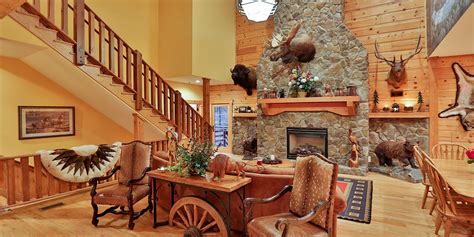 Vacation Rooms & Suites - Virginia Lodging | House Mountain Inn