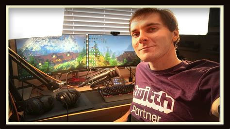 Day In The Life Of GoodTimesWithScar - A Disabled Twitch Streamer And YouTuber - YouTube