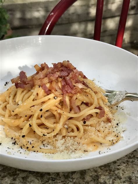 Classic Carbonara with no cream! – Everyday Fabulous Food