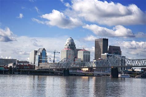 Louisville KY Night Skyline. Stock Photo - Image of louisville, moon ...