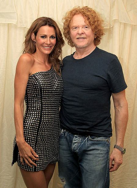 Kirsty Bertarelli Supports Mick Hucknall and Simply Red - Performance Photos and Images | Getty ...