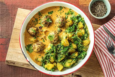 Beef Kofta Curry with Sag Aloo Recipe | HelloFresh