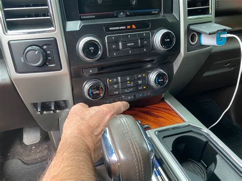 Steering wheel controls for AC? - Ford Truck Enthusiasts Forums