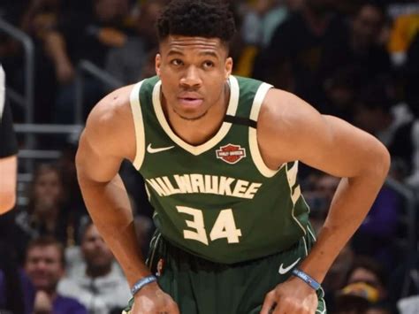 Bucks to trade Giannis Antetokounmpo? NBA insider gives SHOCKING ...