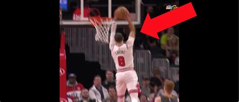 Zach LaVine Throws Down 360 Dunk Against The Atlanta Hawks | The Daily ...