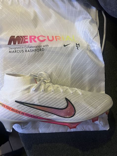 marcus rashford cleats size 11 for Sale in Los Angeles, CA - OfferUp