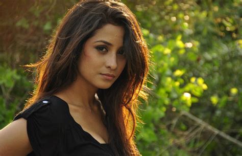 Madhura Naik Biography, Age, Weight, Height, Friend, Like, Affairs ...