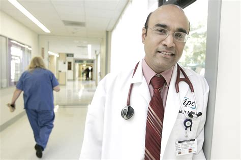 In-house doctors provide bedside care at the Queen | Local News | napavalleyregister.com