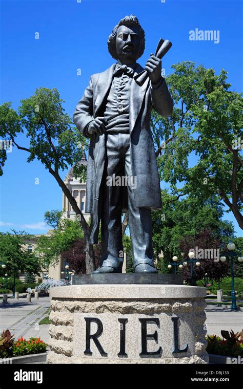 Louis Riel statue, Winnipeg, Manitoba, Canada Stock Photo - Alamy