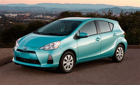 2012 Toyota Prius C WallPaper | Toyota Prius Picture | Image | Blue ...