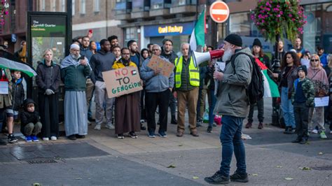 Pro-Palestine demonstrators seeking answers from City of Lincoln ...