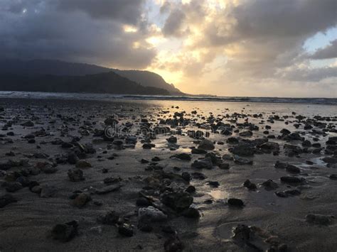 Sunset in Hanalei Bay in Winter on Kauai Island, Hawaii. Stock Image ...