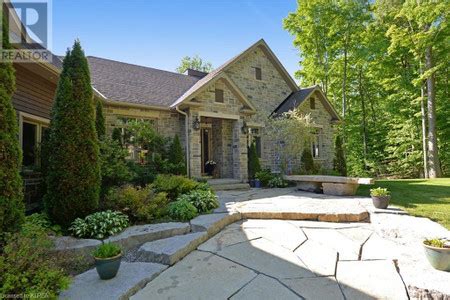 6 Homes for Sale in Bobcaygeon, ON | Bobcaygeon Real Estate