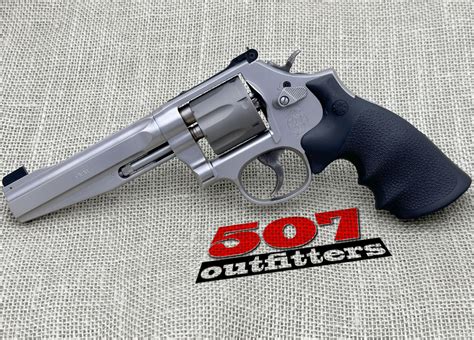 Smith & Wesson 986 9mm – 507 Outfitters