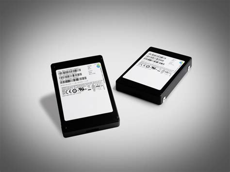 Samsung creates an impressive 32TB SSD in a 2.5-inch drive - SamMobile ...