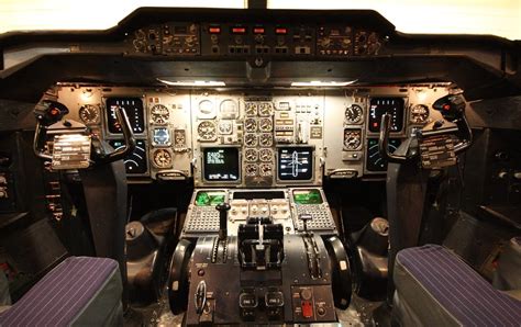 Airbus A300 cockpit | Airbus A300 cockpit (260110_7406) | Monarch Aircraft Engineering | Flickr