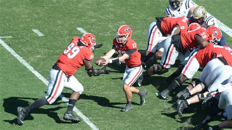 WATCH: Georgia Bulldogs DL Jordan Davis Scores a Big Man TD | Dawg Post