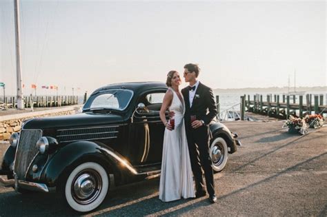 Wedding Wisdom - Vintage Wedding Cars : Chic Vintage Brides