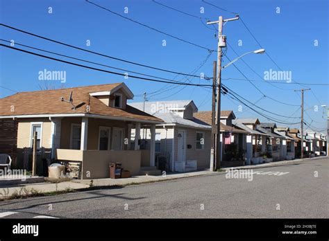 Beach Bungalows, Far Rockaway, Queens, New York Stock Photo - Alamy