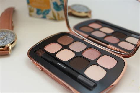 BAREMINERALS SPOTLIGHT EYESHADOW PALETTE | A Beautiful Heart