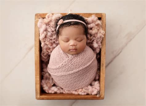 Baby Photography Props - Baby Viewer