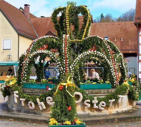 "Osterbrunnen", the decorated Easter Fountains in Franconia • European ...