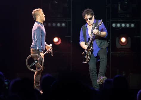 Journey's packed concert reveals 'boomers can't — and won't — stop believing | Vancouver Observer