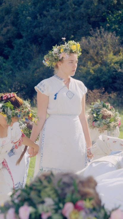 6 ‘Midsommar’ Halloween Costume Ideas That’ll Change How You Wear Flower Crowns