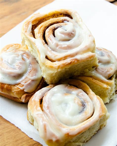 Cinnamon Rolls | Blue Jean Chef - Meredith Laurence