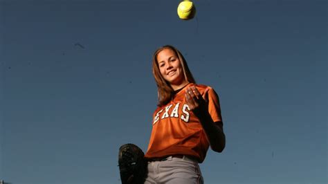 The best Women's College World Series moments and NCAA softball players ...