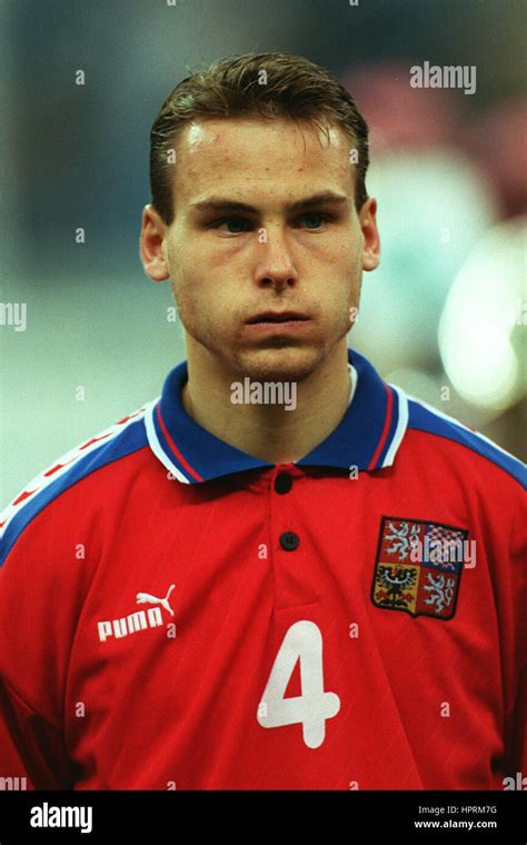 PAVEL NEDVED CZECH REPUBLIC & LAZIO 08 January 1998 Stock Photo - Alamy