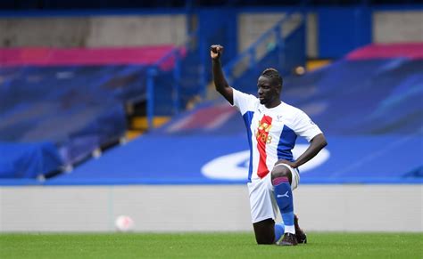 OGC Nice looking at Mamadou Sakho (Crystal Palace) - Get French Football News