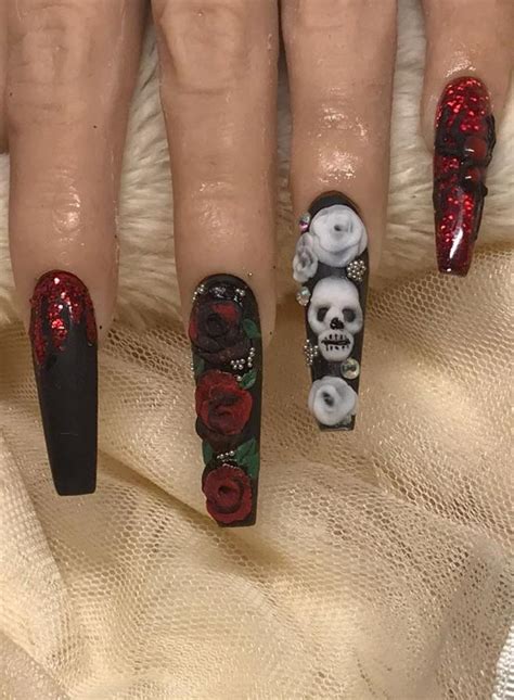 38 DIY Design Of Coffin Nails For Halloween - Lilyart