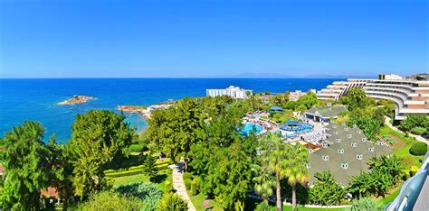 Grand Blue Sky Hotel | With its historical sites, natural beauty and nightlife, Kuşadası is one ...