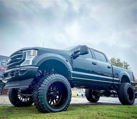 2021 Ford F250 SuperDuty - Flat-Out Auto