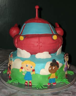 Layers of Love: Little Einsteins Rocket cake