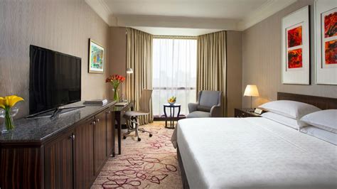 Luxury Hotels in Singapore | Guest Rooms at Sheraton Towers Singapore