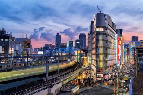 Ueno station, Tokyo [OC] [4896x3264] : r/CityPorn