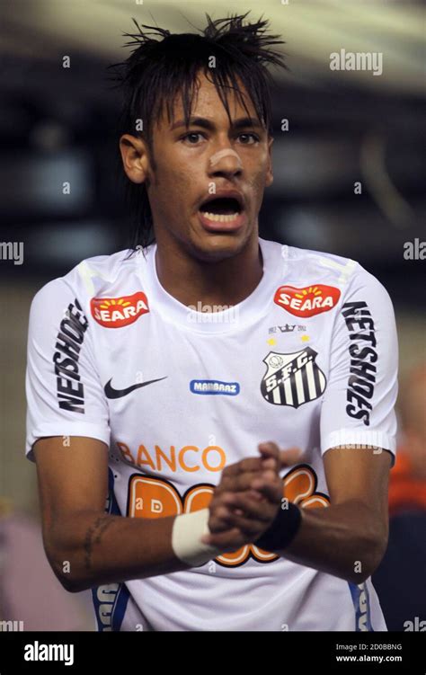 Neymar santos hi-res stock photography and images - Alamy