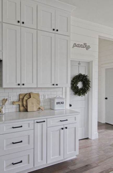 62 ideas kitchen cabinets black and white butler pantry #kitchencabinetsorlando | White shaker ...