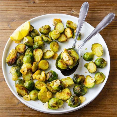 Pan Fried Brussels Sprouts with Garlic and Lemon - Paleo Grubs