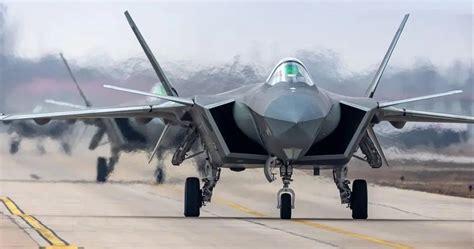 Here’s What Makes The Chengdu J-20 China’s Mightiest And Fastest Fighter Jet | Flipboard