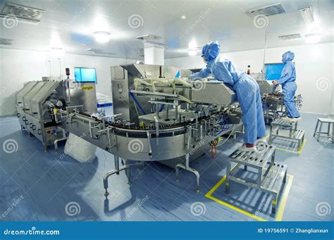 Pharmaceutical Plant Stock Image - Image: 19756591