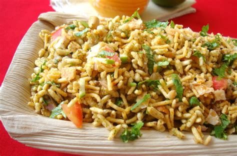 bhel-puri-chaat - Indian food recipes - Food and cooking blog