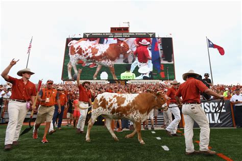 SI's Andy Staples Names College Football Playoff 'Dark Horses' - The ...