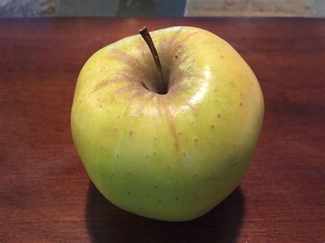 Golden Delicious Apple Review - Selective Elective