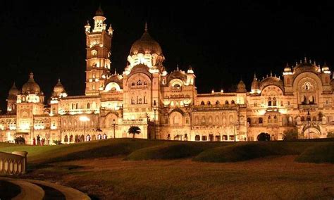 Laxmi Vilas Palace, Vadodara | Ticket Price, Timings, Images