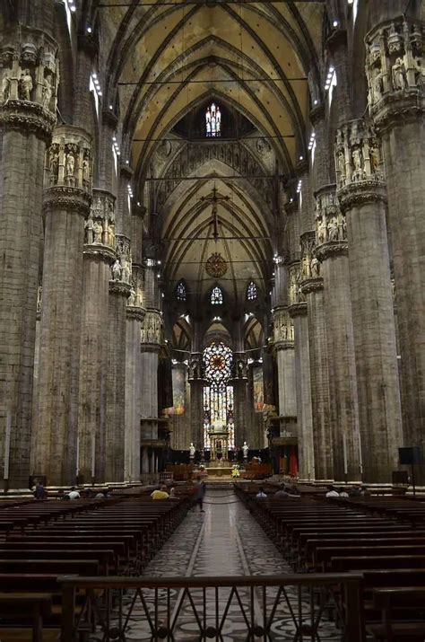 Catedral de Milán: Arquitectura e interior - Arquitectura Pura