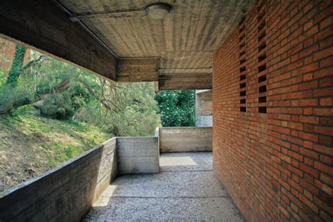 University of Urbino, Brutalist Building Designed by Gaincarlo Di Carlo, Urbino, Italy Stock ...