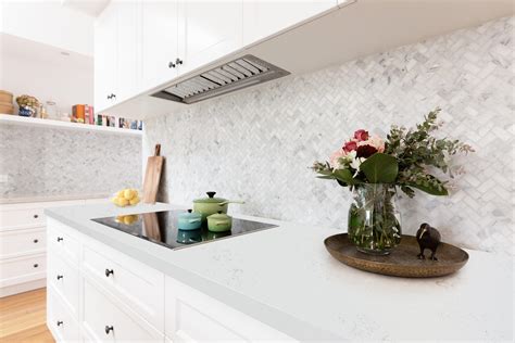 Carrara Venatino - VIVA by Pacific | Quartz for Kitchen Countertops